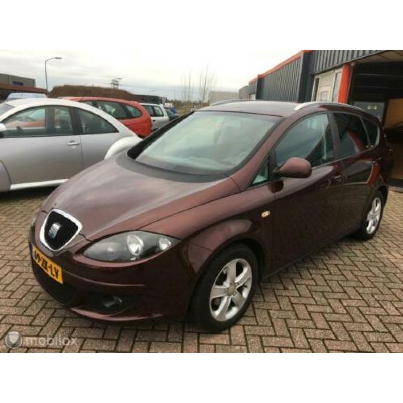 Seat Altea XL 1.6 Stylance 4499 euro