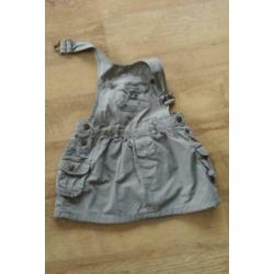 Leuke beige salopette jurk, mt.74
