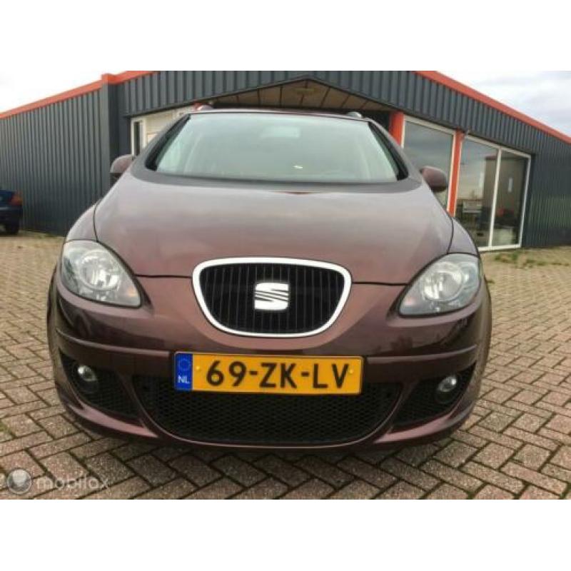 Seat Altea XL 1.6 Stylance 4499 euro