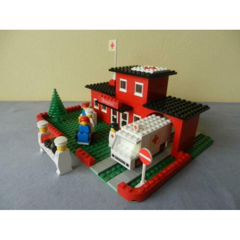 Lego 363 ziekenhuis (uit 1975)