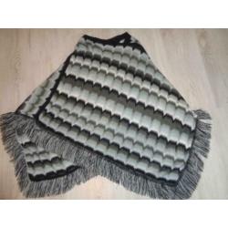 nieuwe poncho zwart grijs