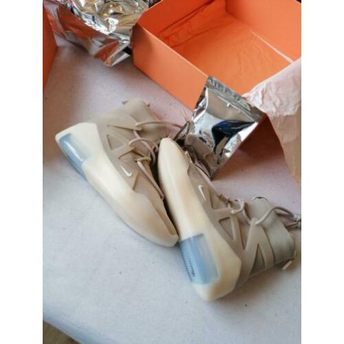 Nike x Fear Of God Oatmeal 44 (350 vaste prijs!)