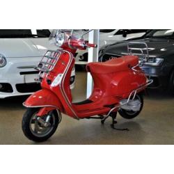 Vespa Snorscooter LX 2T 'Rosso Corsa Beugelset, Alarm, Nieuw