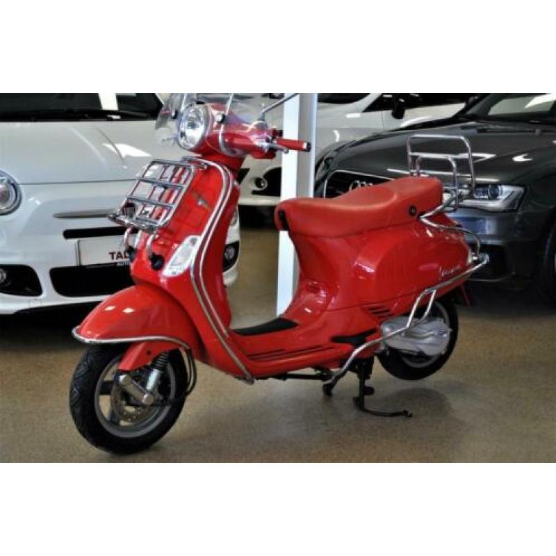 Vespa Snorscooter LX 2T 'Rosso Corsa Beugelset, Alarm, Nieuw