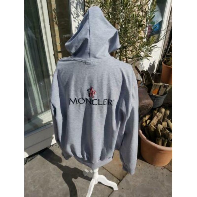 Moncler hoody vest XL