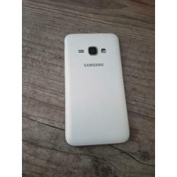 Smartphone Samsung Galaxy J1 6