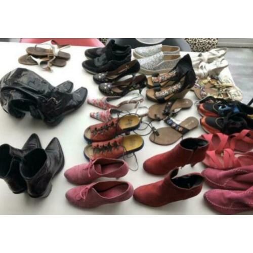 Ca 25 paar schoenen, nieuw, zgan en gedragen maat 40