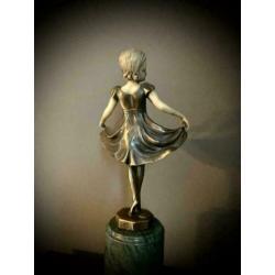 Beeld beeldje meisje brons garantie stempel 32 cm curiosa