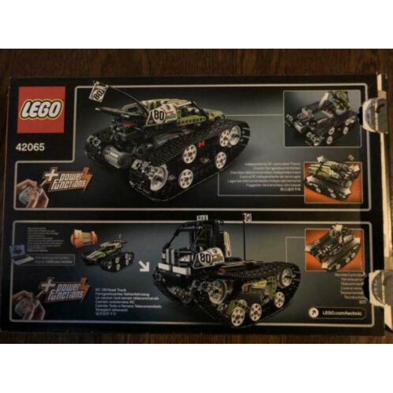 Lego technic RC tracked racer