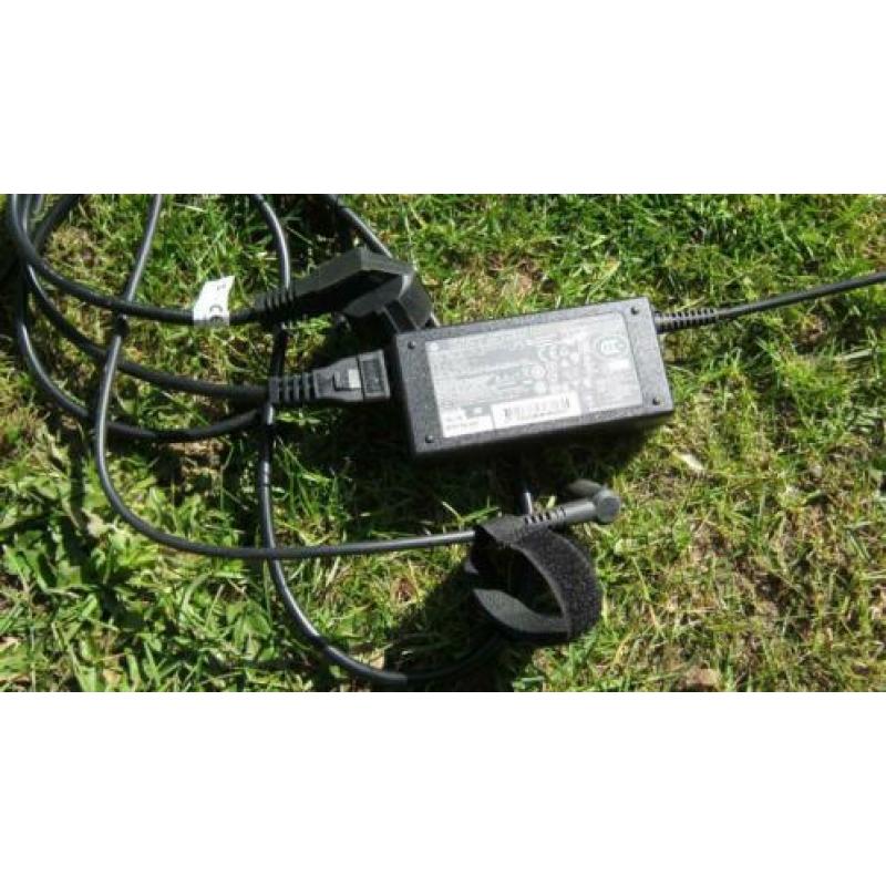 Adapter HP TPC-LA581 zie foto,s voor info