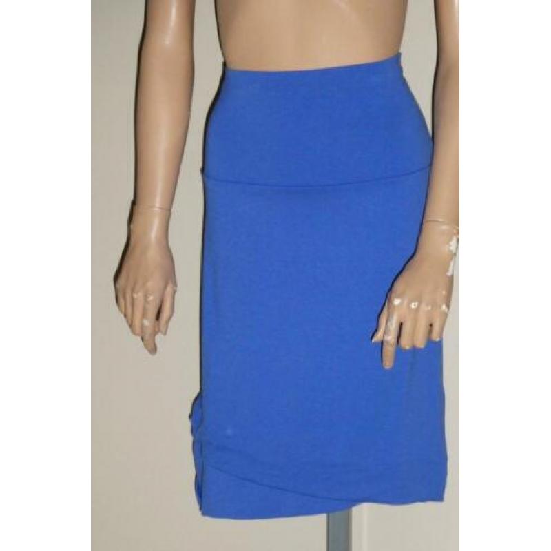 Moglie mooi nieuw blauw rokje mt. XXL