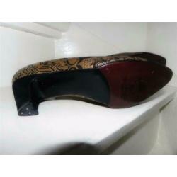 1789 VINTAGE Stuart Weitzman designers gouden pumps 36