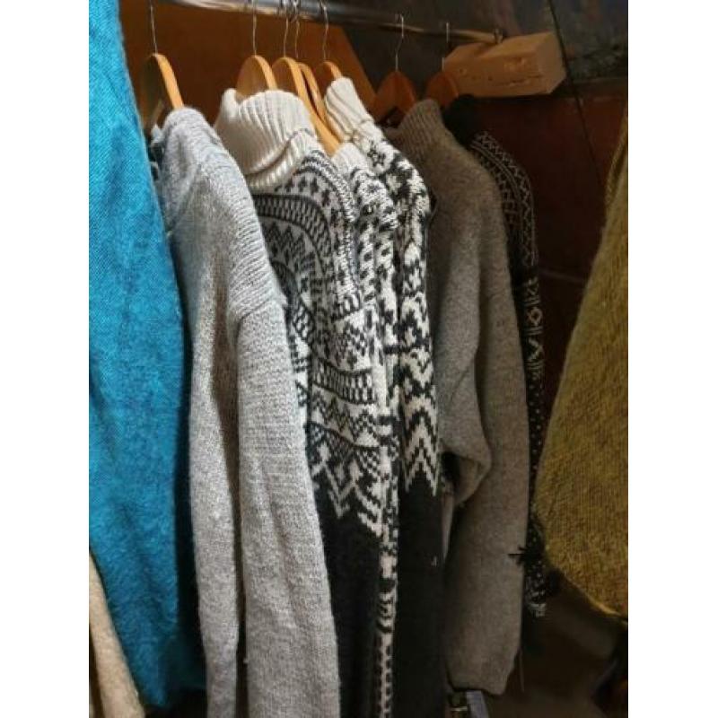 Wollen truien dames en heren. Fuzawool en Norwool