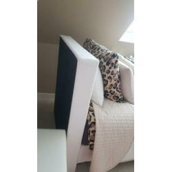 Prachtige 1 persoons boxspring te koop 90 cm x200 cm