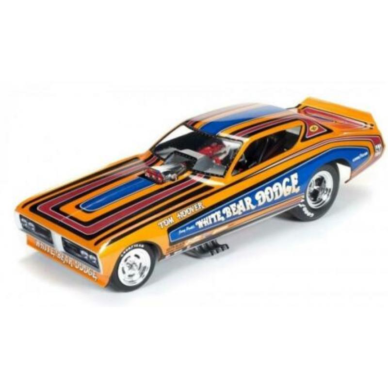 Auto World 1971 Dodge Charger Funny Car 1/18 'White Bear'