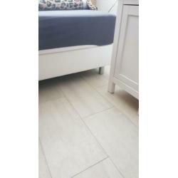 Prachtige 1 persoons boxspring te koop 90 cm x200 cm