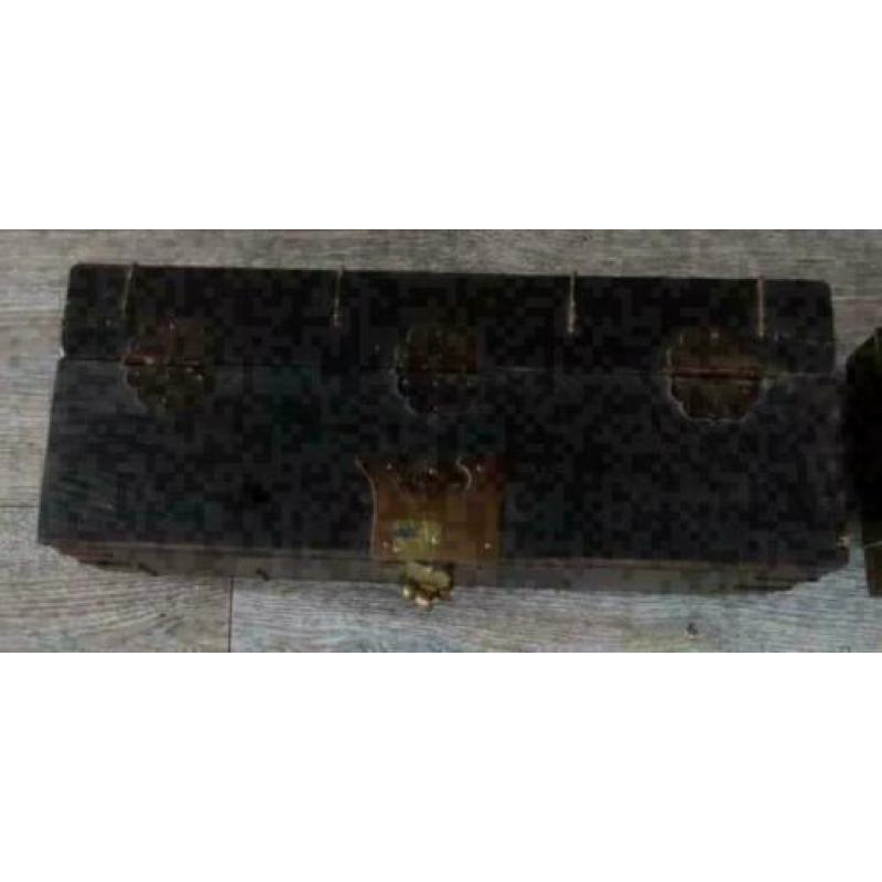 2 stuks Chinese opberg kist van hout