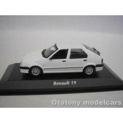 Renault 19 1995 Wit 1/43 Maxichamps