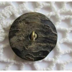 Vintage parelmoeren knoop nr. M1216 Smokey grey