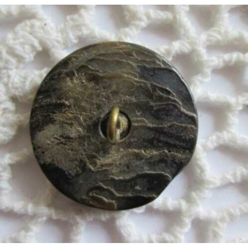 Vintage parelmoeren knoop nr. M1216 Smokey grey