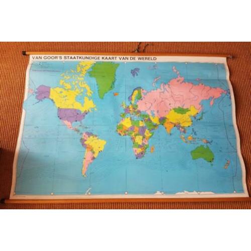 Schoolplaat/wereldkaart/staatkundige kaart van de wereld