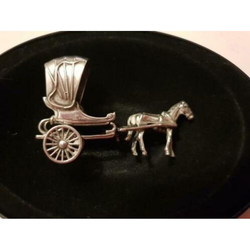 Antiek zilveren miniatuur - koets met paard