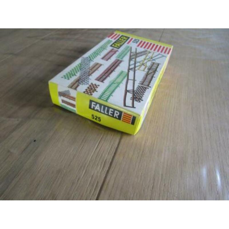 Faller 525 Hekjes.