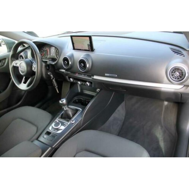 Audi A3 1.0 TFSI Design Pro Line Plus S Line - Clima - Navi