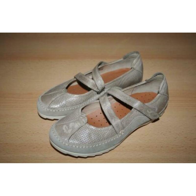 Ecco leren taupe kleur schoenen mt 37