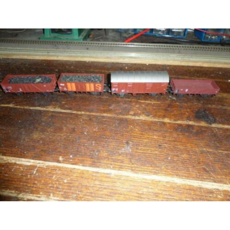 4x wagons geen doos roco Op onzinbiedingen wordt niet gereag