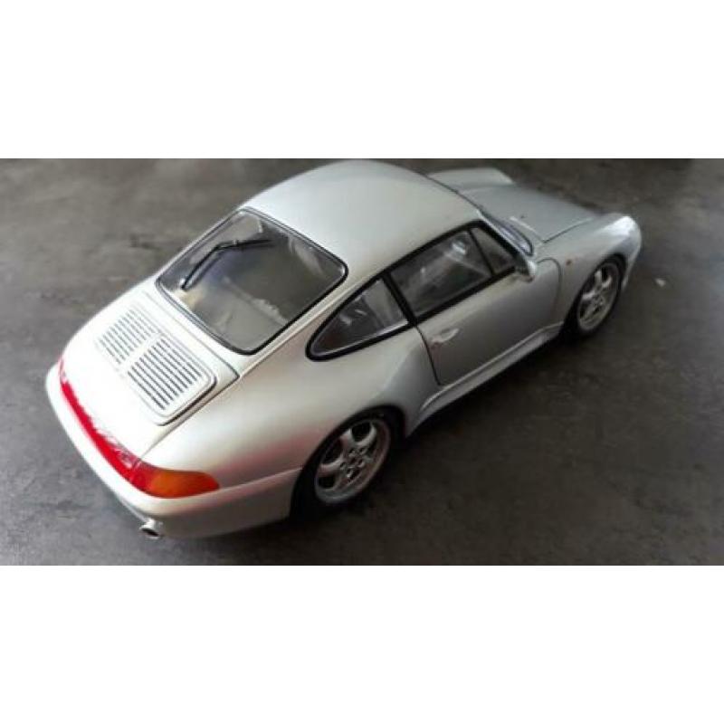 Porsche Carrera S UT-models 1:18