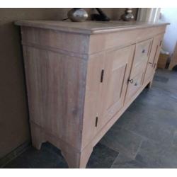 Massief eiken dressoir