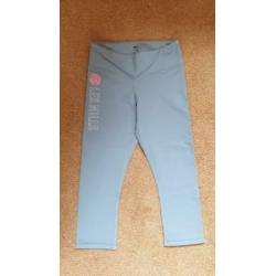 Reebok les mills sport capri legging maat s