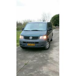 Volkswagen transporter 2,5 tdi lang.