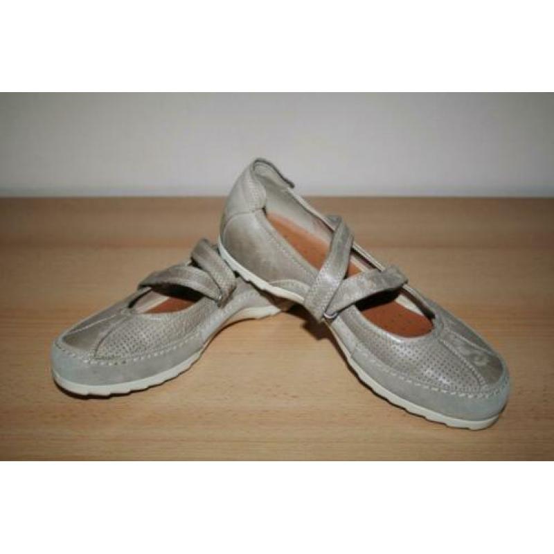 Ecco leren taupe kleur schoenen mt 37