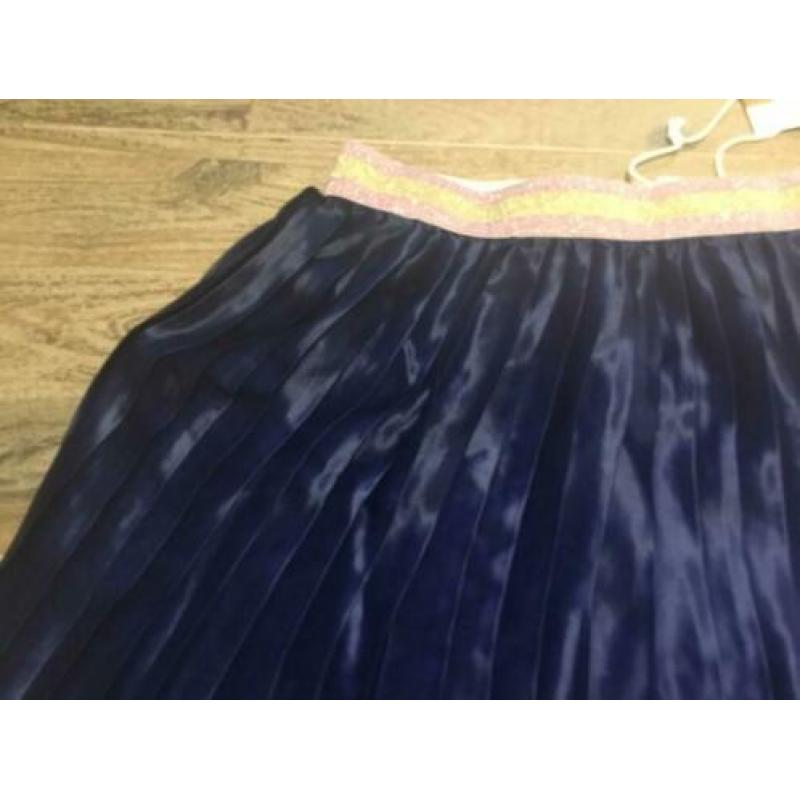 Nieuw plissé rokje NOP blauw glans meisje lente 140 merk