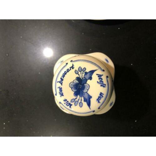 Delfts blauw pot met deksel