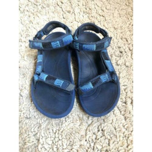 Teva sandalen maat 32/33 hurricane
