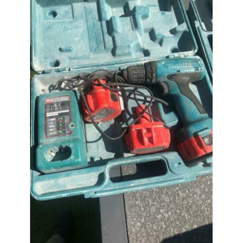 2 makita accu tol