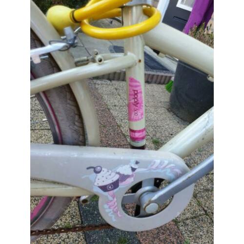 Meisjesfiets 24 inch, 5 versnellingen en met mandje