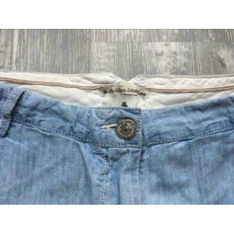 Mooie kort spijkerbroekje van Maison Scotch maat 28