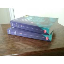 2 Van Dale pocketwoordenboeken Frans-Nederlands-Frans