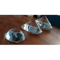 Diamantvorm geslepen glazen objecten set van 3
