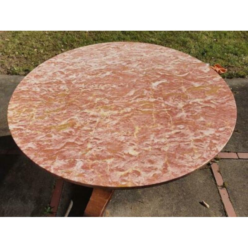 Antieke tafel met blad van marmer