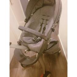 Stokke kinderwagen met reiswieg