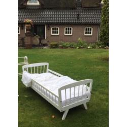 BROCANTE en RETRO voor als het kleine ledikantje te klein is