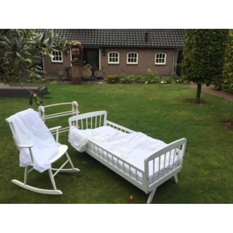 BROCANTE en RETRO voor als het kleine ledikantje te klein is