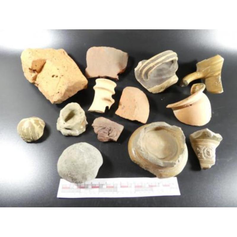 bodemvondst groot lot glas aardewerk brons romeins ed mp04