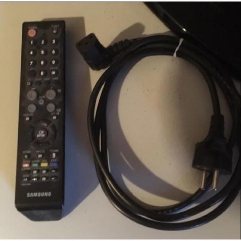 Flatscreen tv Samsung Lcd 22inch I.z.g.s(gebruiksaanwijzing)