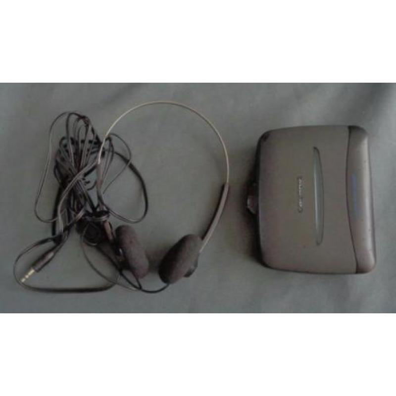 GRUNDIG GW-X 20 WALKMAN draagbare cassette speler WERKT port